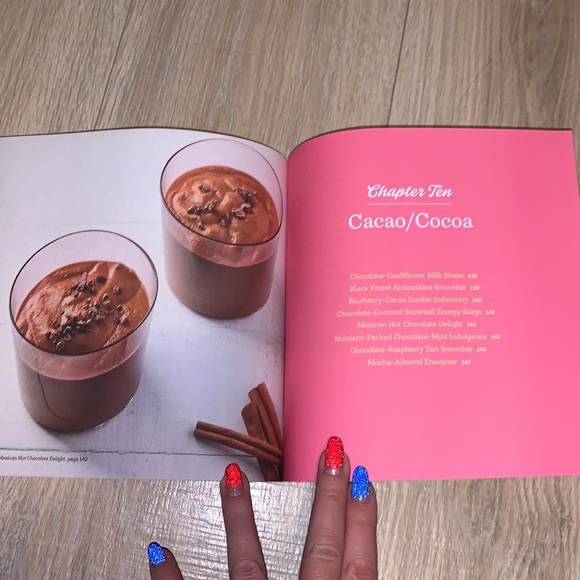 Simple Superfood Smoothies by Sondi Bruner smoothie cookbook - Picture 3 of 3